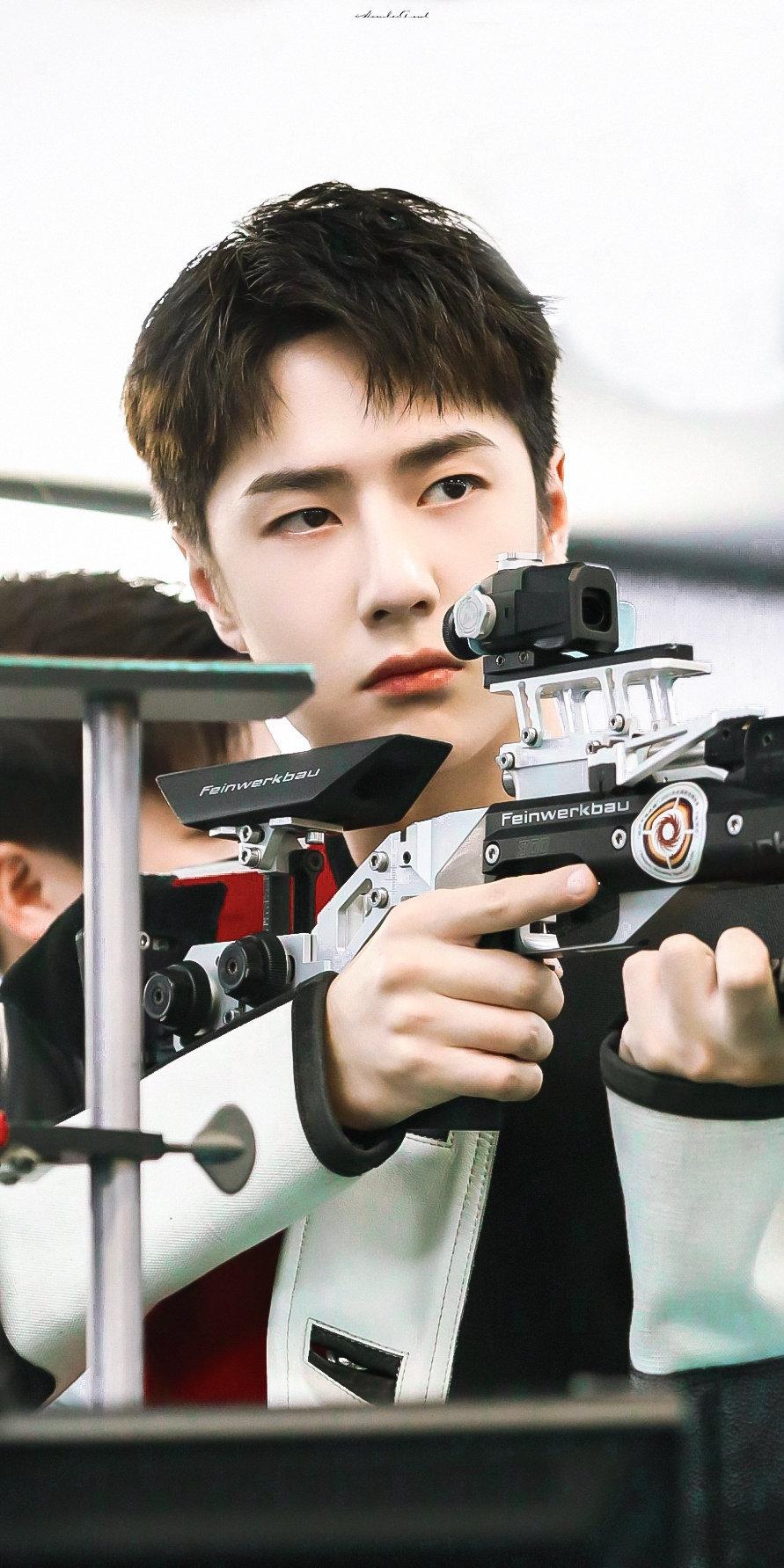 潘粤明|赵丽颖与王一博工作室被约谈，这下都安生了，谨记理智追星