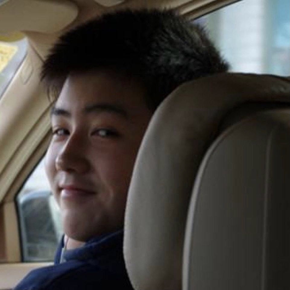 陈飞宇|陈飞宇235斤旧照曝出，瘦身20斤后前后差别反差巨大