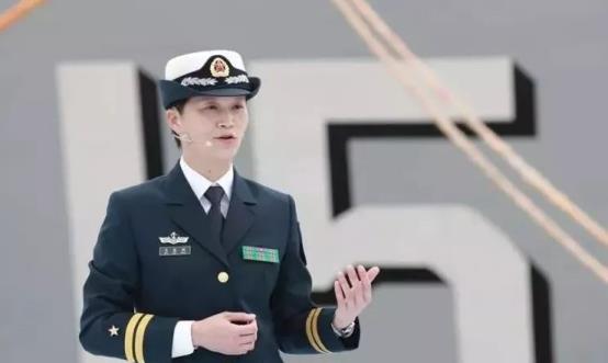 金立|放弃华为百万年薪，34岁参军入伍成女军官，她的经历令人钦佩