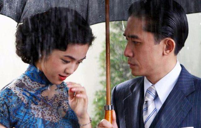 卡戴珊|绝美“国货”风靡全球！让卡戴珊爱不释手：不愧是东方之美