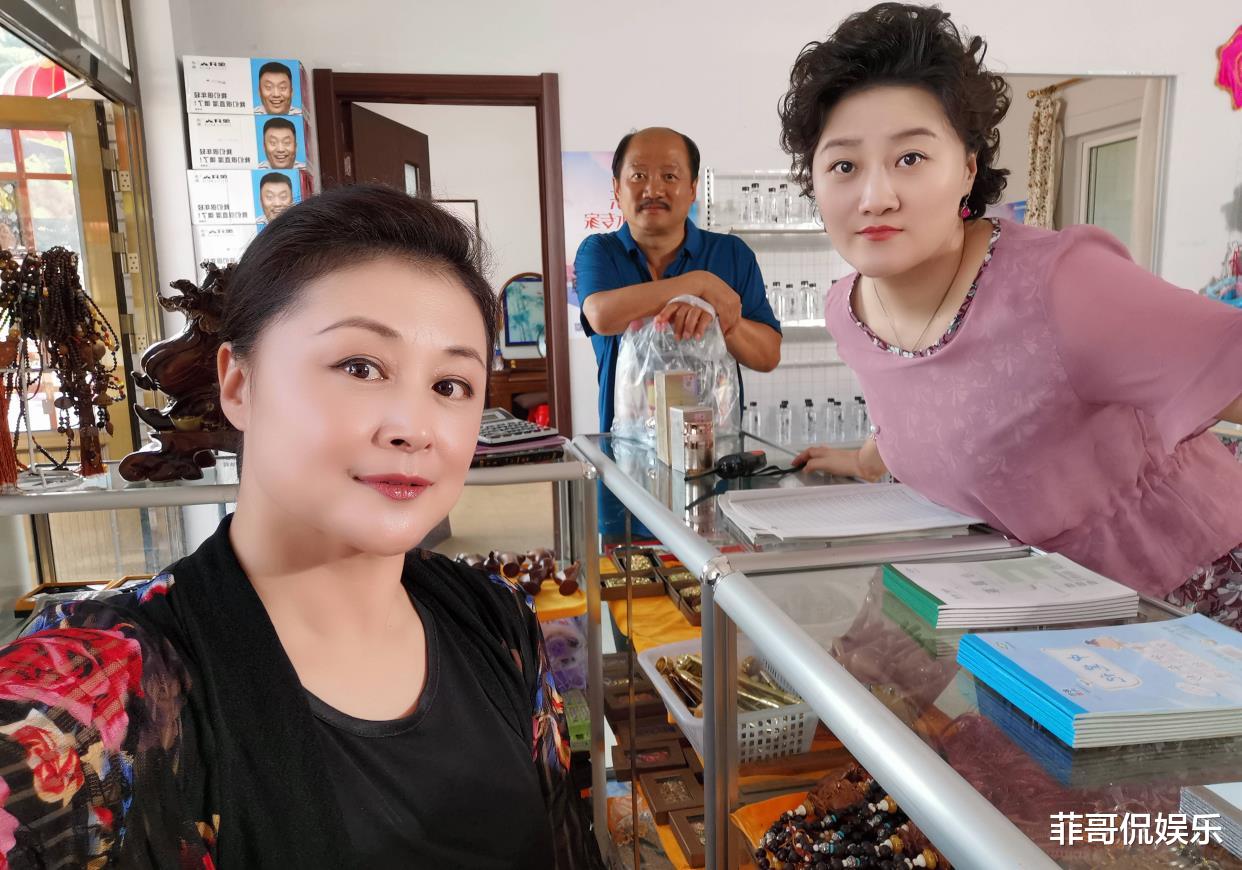 谢大脚|谢大脚饰演者曝光，导演都难辨真假，直言退出的王长贵也笑脸相迎