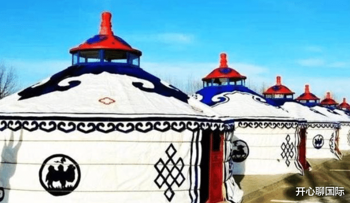  蒙古人全家睡蒙古包，洗澡上厕所会不会尴尬？听听当地女孩怎么说