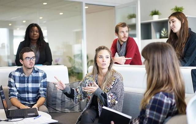 职业规划|和同事在办公室聊天，切记不聊这5个话题，小心被带沟里