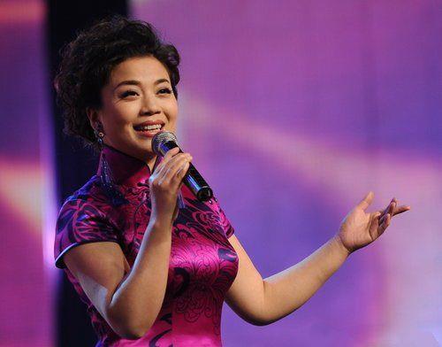 汪苏泷|她是国家一级演员，曾26次荣登春晚，为什么晚年却孑然一身？