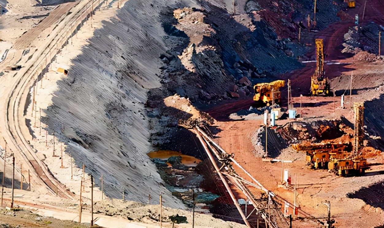 中國拿下世界最大礦山，澳洲鐵礦石遭替代，還有什麼資本猖狂？-圖4
