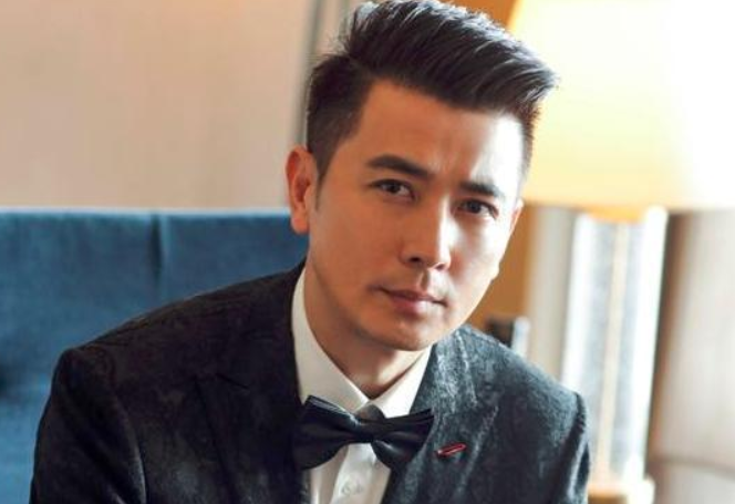 保剑锋|保剑锋已婚多年，老婆是我们的童年女神何珈好！网友：太低调了！