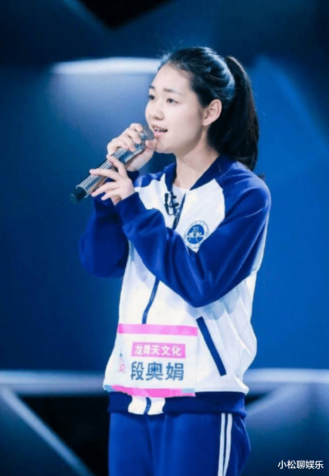 段奥娟|段奥娟发自拍称已经回国，这是放寒假了吧？期待更多的音乐作品