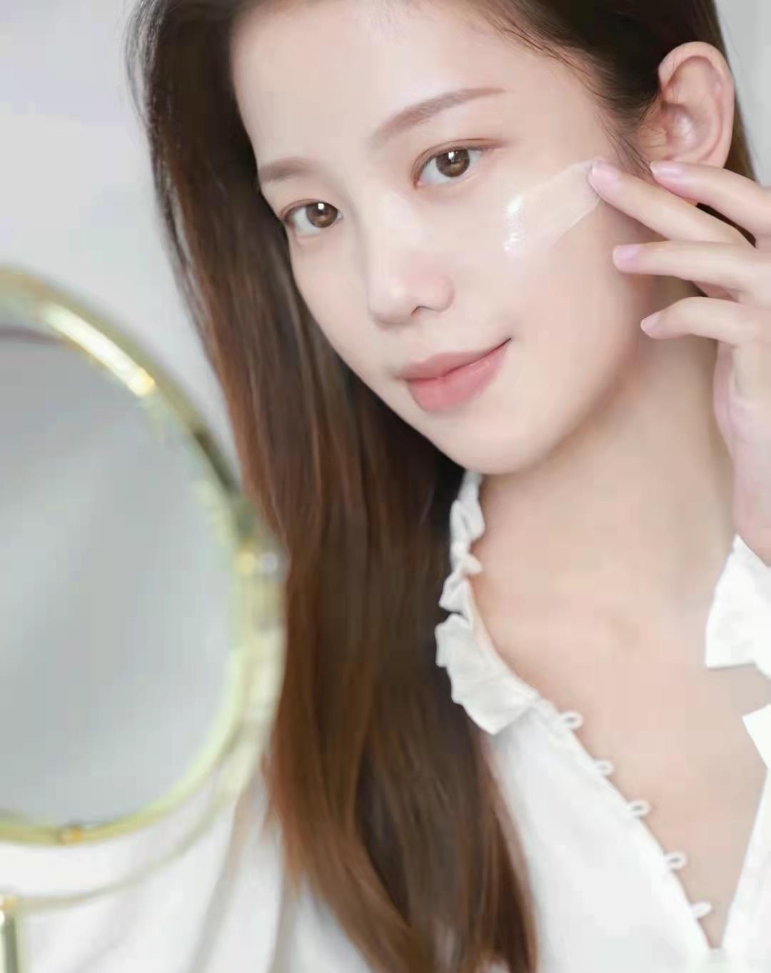 补水 掌握四个护肤小窍门，让你比同龄人更显嫩