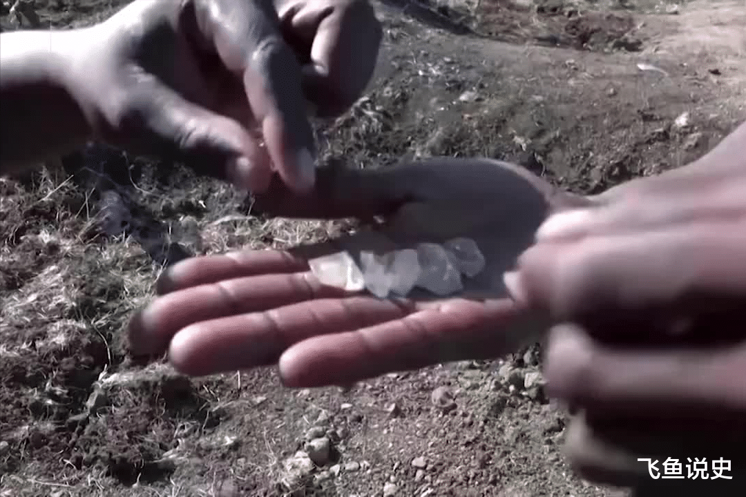 火山 21亿年前的陨石坑，坑中有1000多吨黄金钻石，为何不能开采出来？