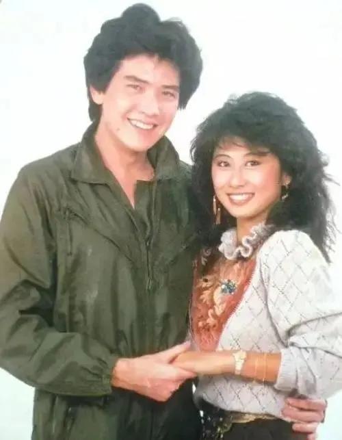 幸福三重奏|费翔:在春晚舞台上蹦迪,被封杀13年,自称一辈子不会结婚