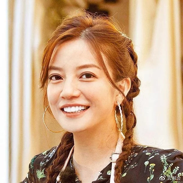 赵薇|网传赵薇处于失联状态,11岁女儿去向不明,丈夫与22岁继子去了英国!