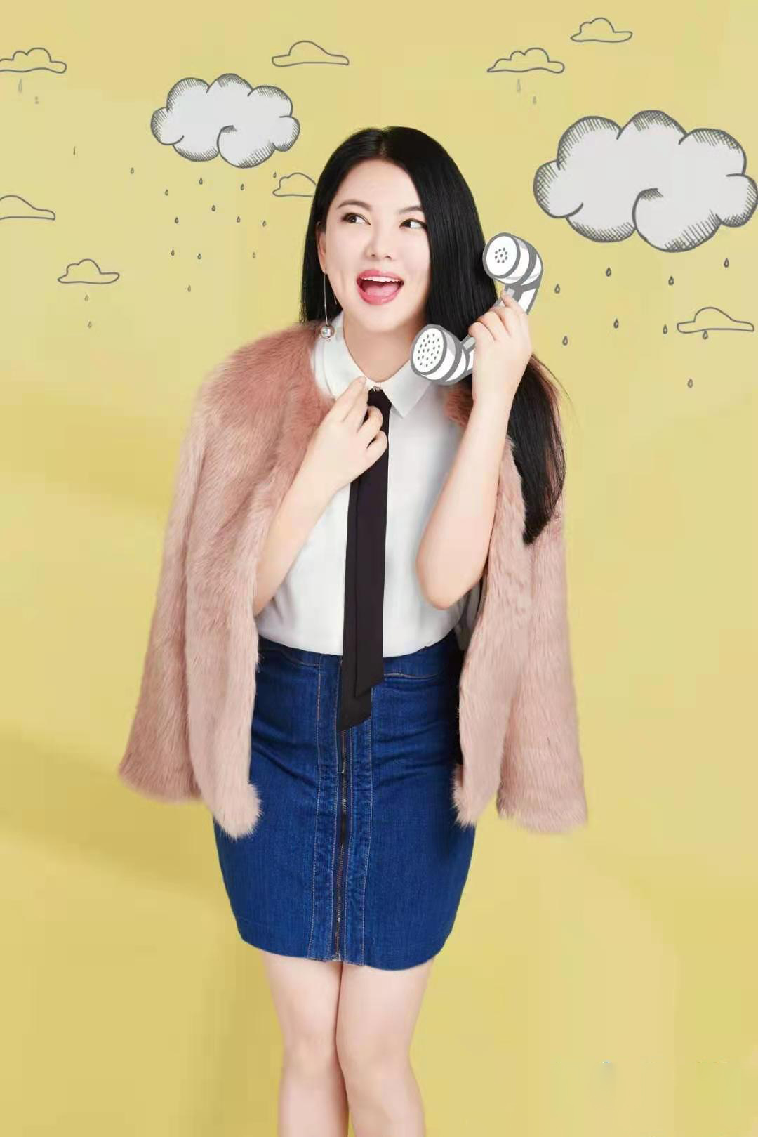 李湘|李湘10岁女儿王诗龄登封面，体形富态太像妈妈，被赞长得健康结实