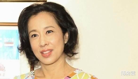 朱玲玲|朱玲玲改嫁给罗康瑞，霍启刚反而成大赢家，将再获得百亿资产