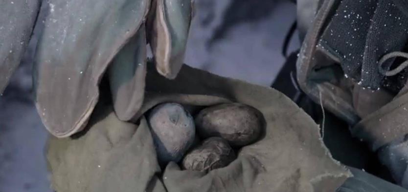 长津湖|票房连涨五天破20亿、称霸全球票房，《长津湖》到底为啥这么钢？