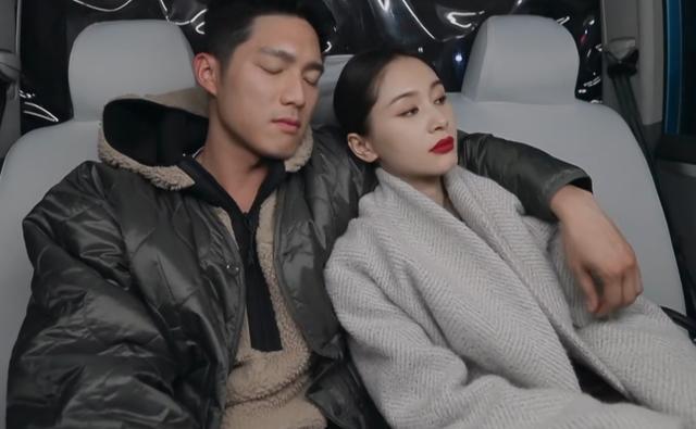 方磊|方磊被爆性感照疑似是gay，王琳被质疑早已知情，两人一直在演戏