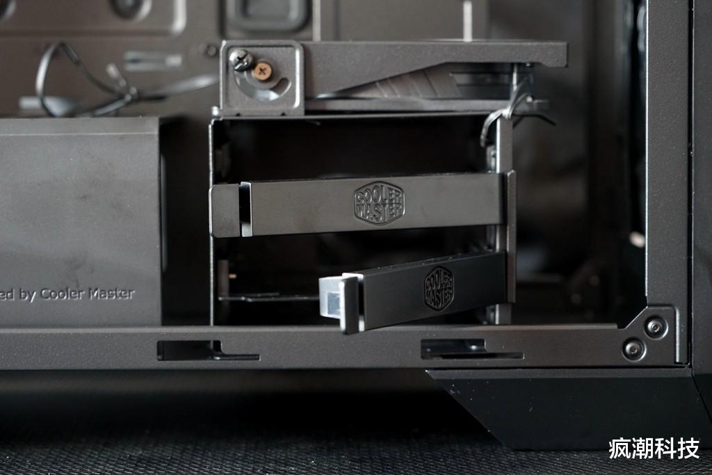 机箱|设计有新意,功能支持全面,酷冷至尊HAF500有点料