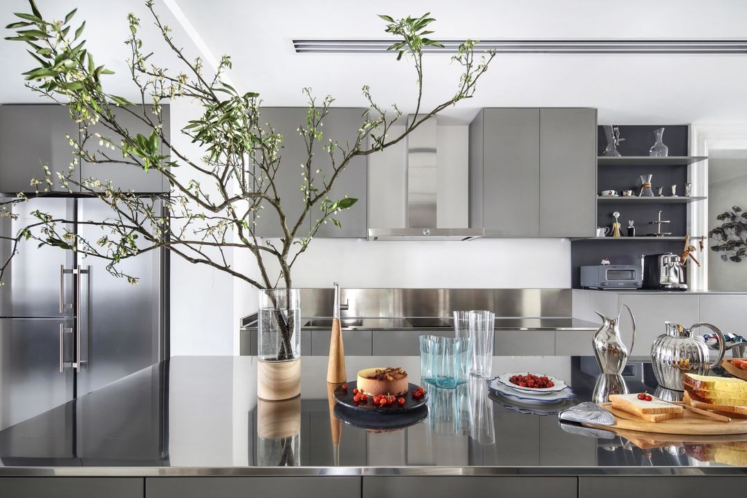 280平精装房大改造,加入瑞典艺术品,打造中西碰撞的艺术之家