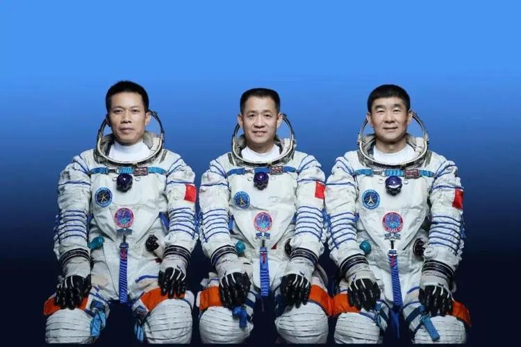 太空 在轨60天，“太空出差三人组”现状曝光，中国两大发射场还有大动作