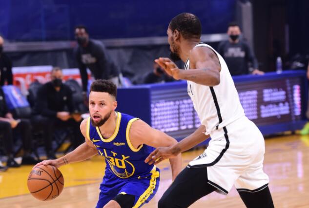 梁文博|无缘超越哈登！库里3分9中2纪录中断，打爆篮网禁区无奈3巨头太强