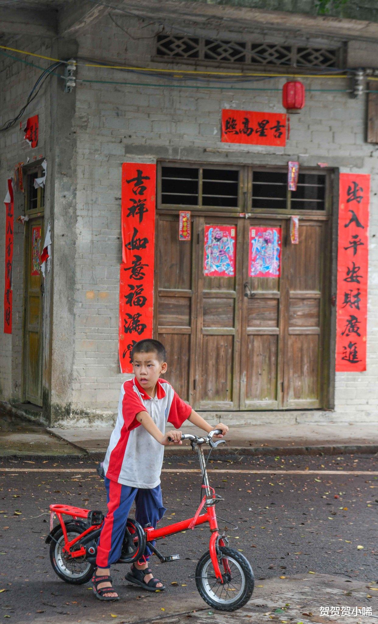 贺贺贺小唏 从古书中走出来的百年古村,诗意刻在每一栋古建筑上,就藏在广东