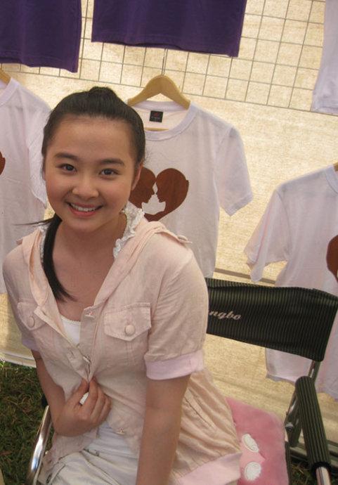 杨丽晓|童星出道的杨丽晓如今逆袭，美得不可方物，她和释小龙秘密结婚？