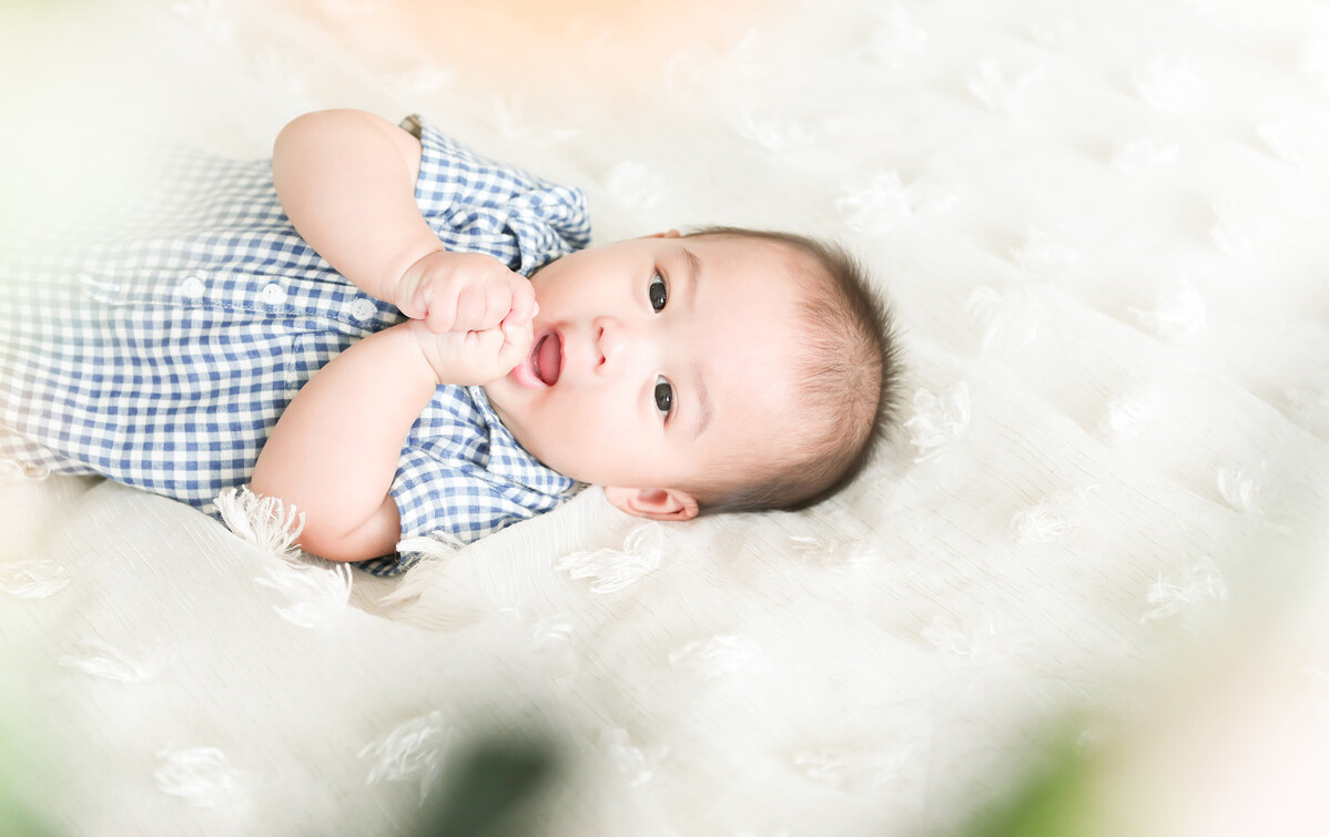 母婴参考|宝宝身体出现四个变化，暗示其进入“猛涨期”，宝妈喂养要改善