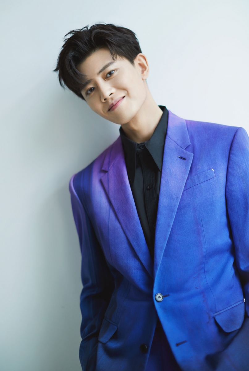 任嘉伦|原名「任国超」、宁可掉粉也要坚持公开已婚～6点让你重新认识任嘉伦！