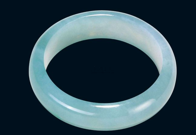 小叶紫檀|翡翠手镯千万不能踩的雷区，一定要识货，不然……