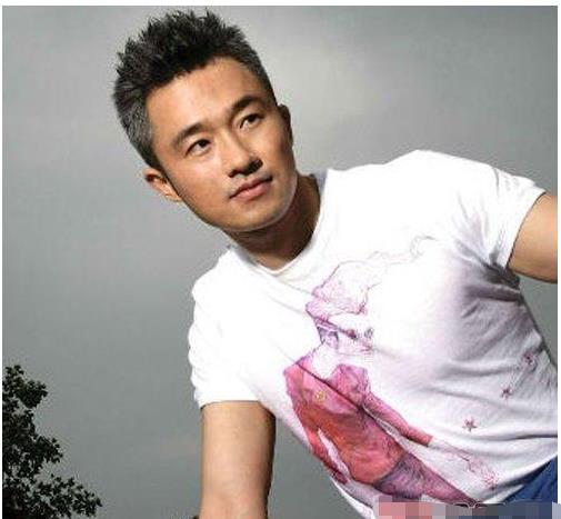 主持人|主持人程雷：42岁娶小18岁同行，如今因吃席前程被毁