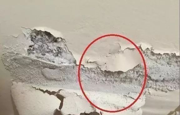 |墙面起皮发霉不用再找装修工,老师傅教你一招,连女人都能修补好