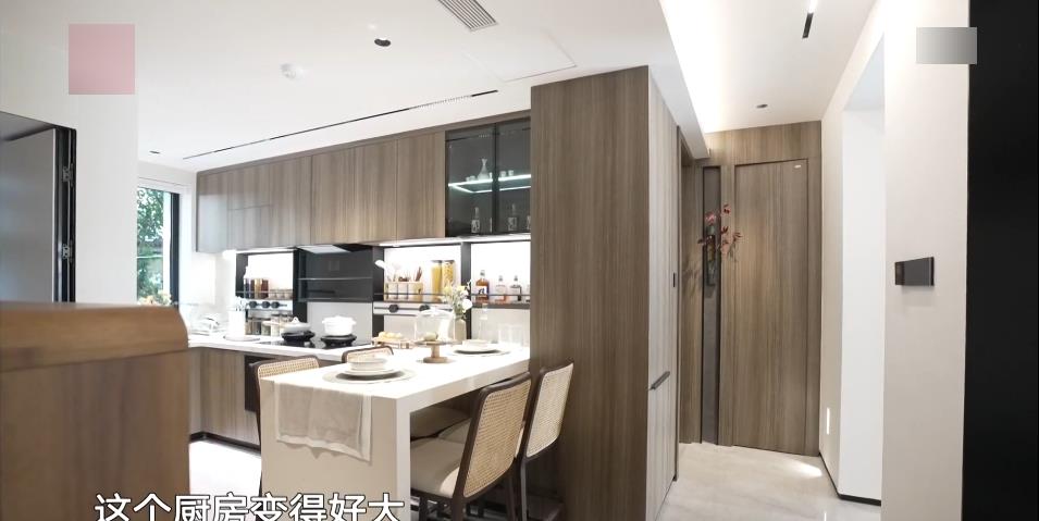城阳|《梦想改造家》爆改杭州老房，又暗又挤一楼，摇身一变敞亮住宅！
