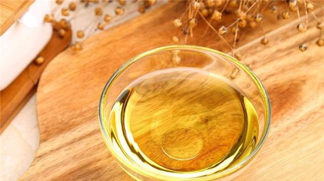 |同样是食用油，“深色”和“浅色”区别很大，弄懂了再买不吃亏