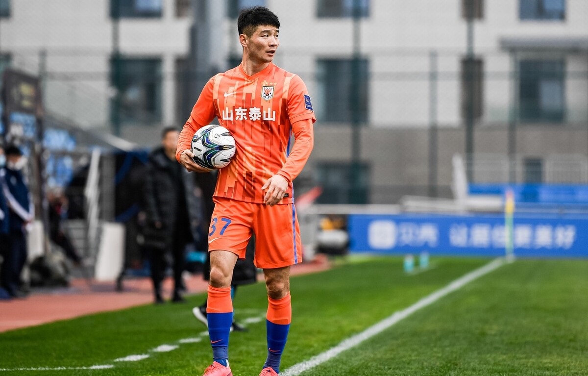 吉翔|他幸虧本賽季沒去上港，差點因此錯過聯(lián)賽冠軍榮譽，曾是國腳