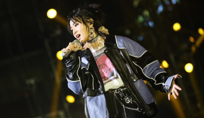 周笔畅|她一封杀就长达14年，还拿到256个大奖，却坦言：“我真的已经过气了”！