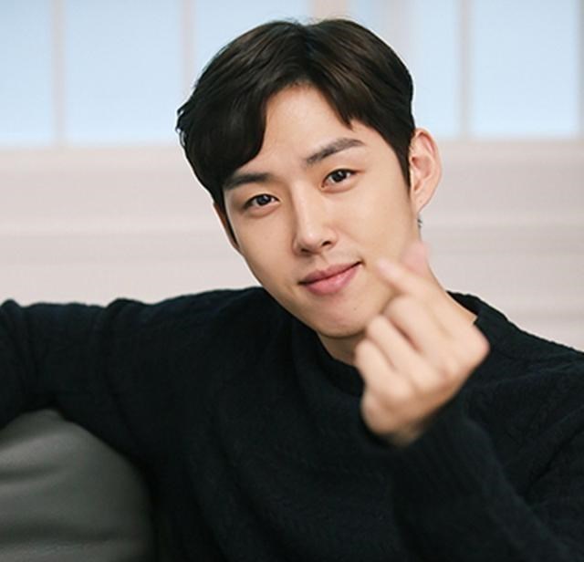 分手大师|《看了又看》里鬼精灵的“吴善男”，如今他的女儿也大了