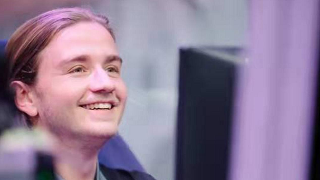 教练|米莎重回OG担任教练，DOTA命中不可缺少