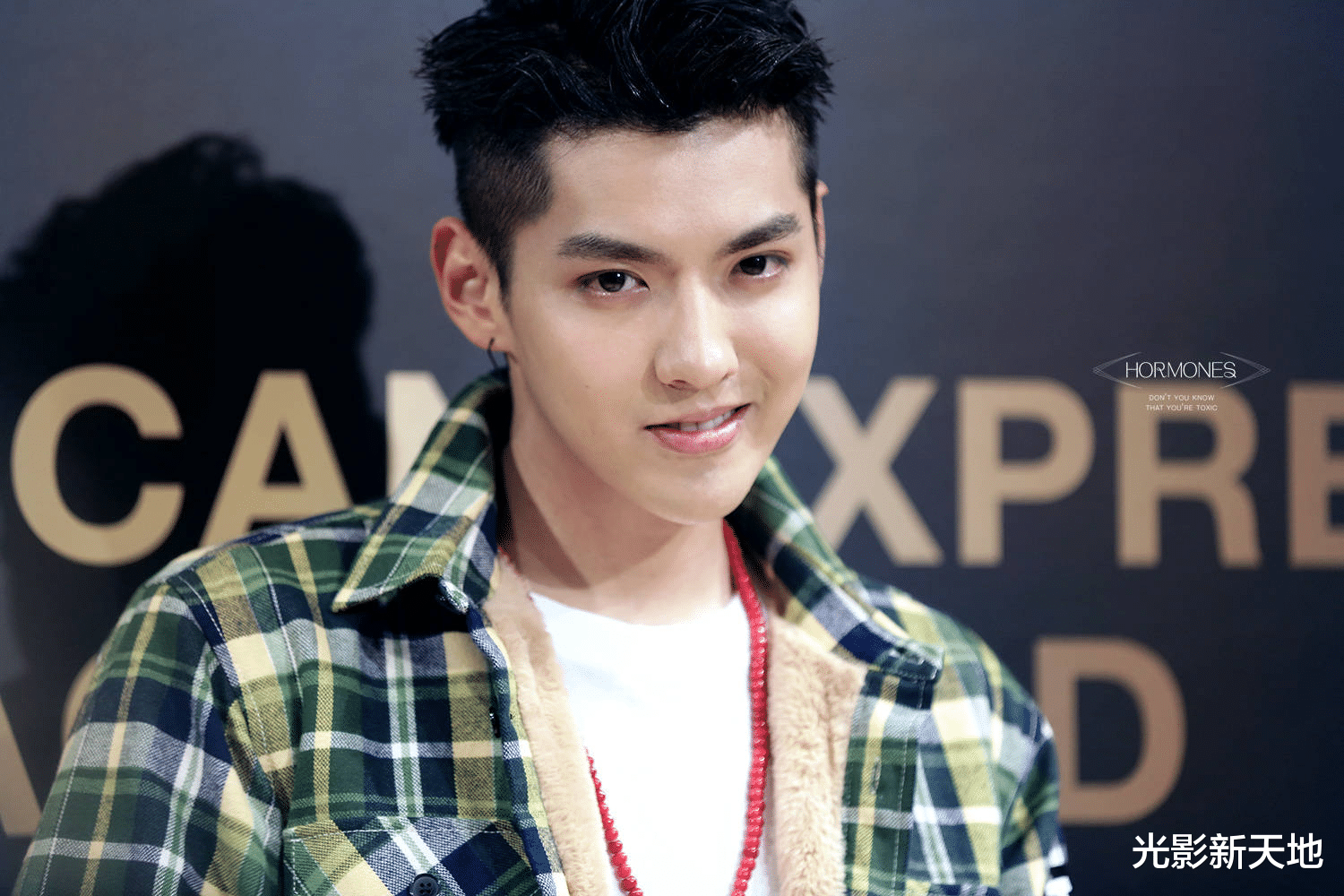 吴亦凡|吴亦凡被正式批捕，彻底翻身无望，或被判10年以上有期徒刑