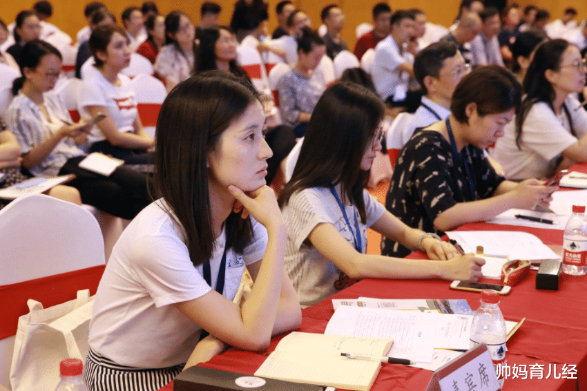 帅妈育儿经|师范生和医学生，毕业多年后才发现，两者之间的差距不是一点点
