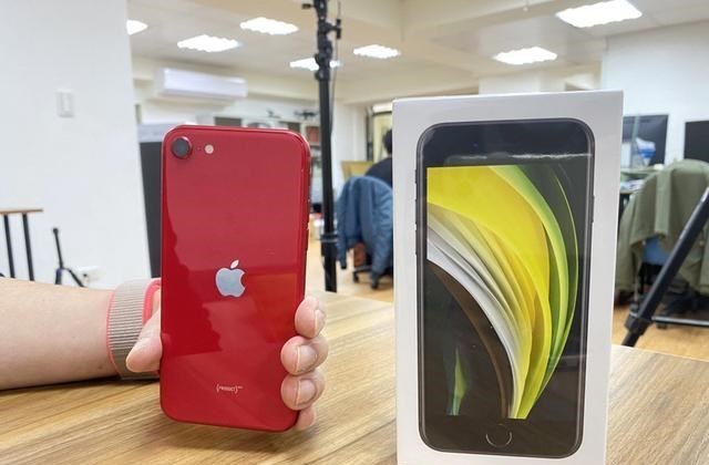 各抒己见 iPhoneSE 2020再香,也该说再见了!