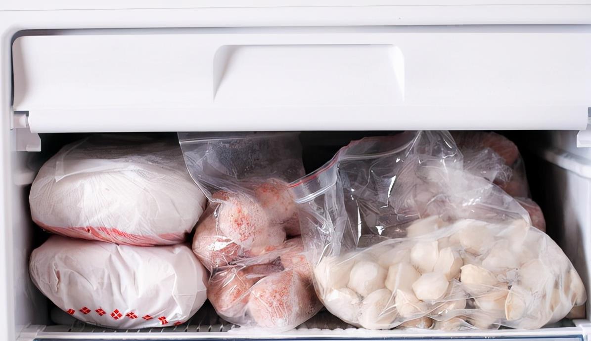 |風冷冰箱好用嗎？風冷冰箱的使用體驗如何？有哪些優缺點？