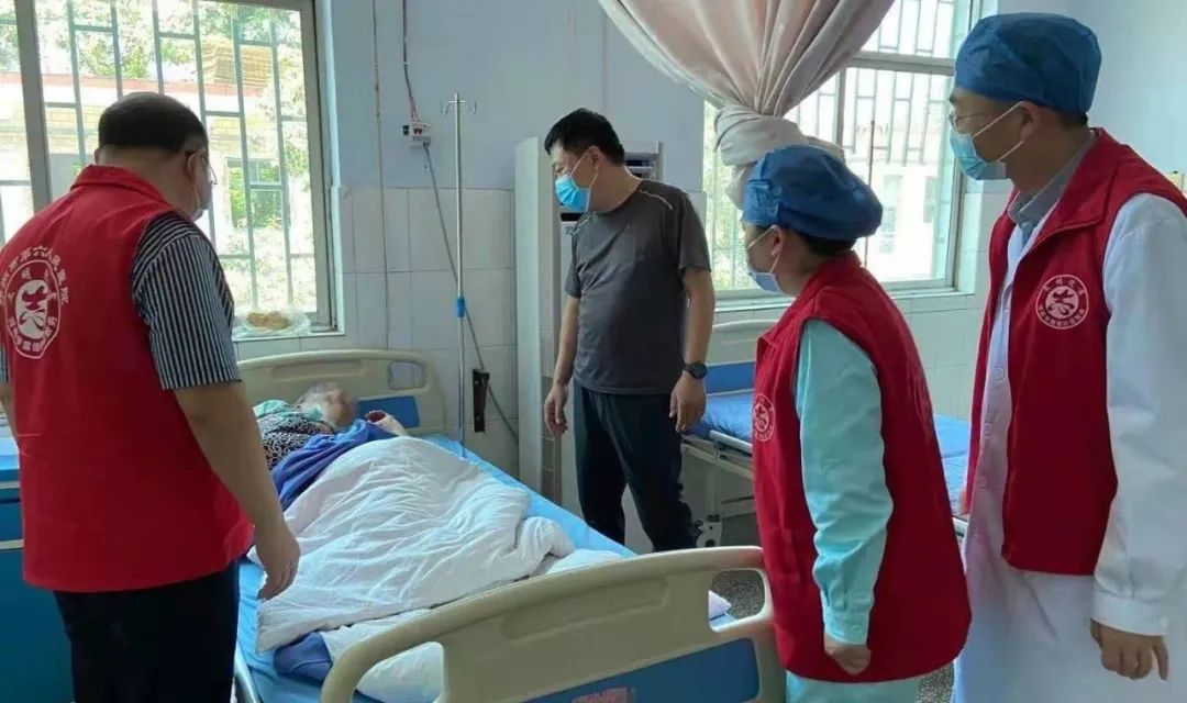 豫健生活|整装出发!郑州六院组建六支医疗队开展灾后医疗支援工作