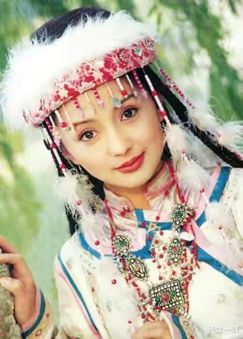 于月仙|离奇的巧合！于月仙和“香妃”刘丹是同班同学，都是车祸去世