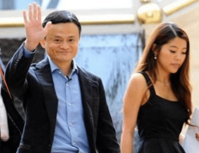 女保镖|马云的1米9美女保镖，魔鬼身材天使面孔，网友：不出道太可惜！