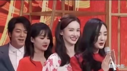 金晨|34岁杨幂和金晨李沁同台比美，金晨稳居C位，网友：都是美女