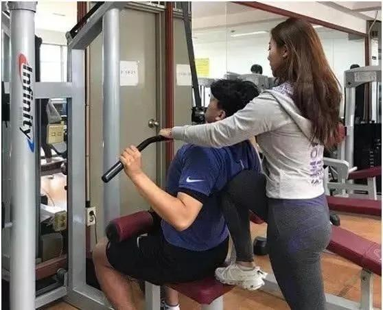 普拉提|韩国美女私教尹慧敏，身材凹凸有致，教学很严格，但只招收女学员