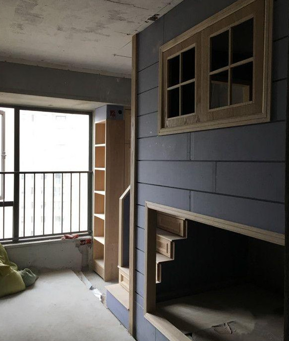 请木工给儿童房做了高低床，发到业主群中，被说成“像个笼子”