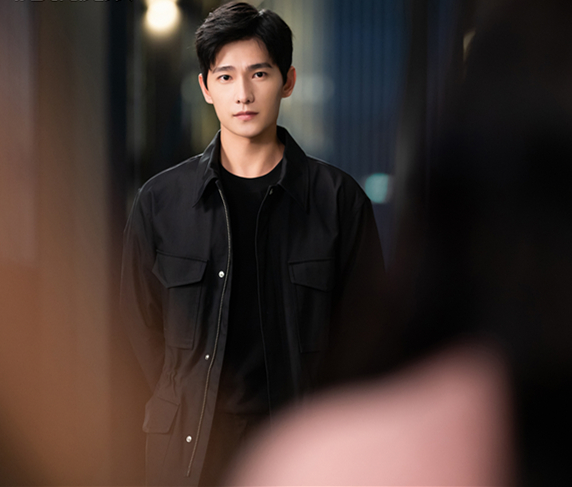 杨洋|终于摆脱花少阴影，时隔5年，杨洋被曝加盟《青春环游记》