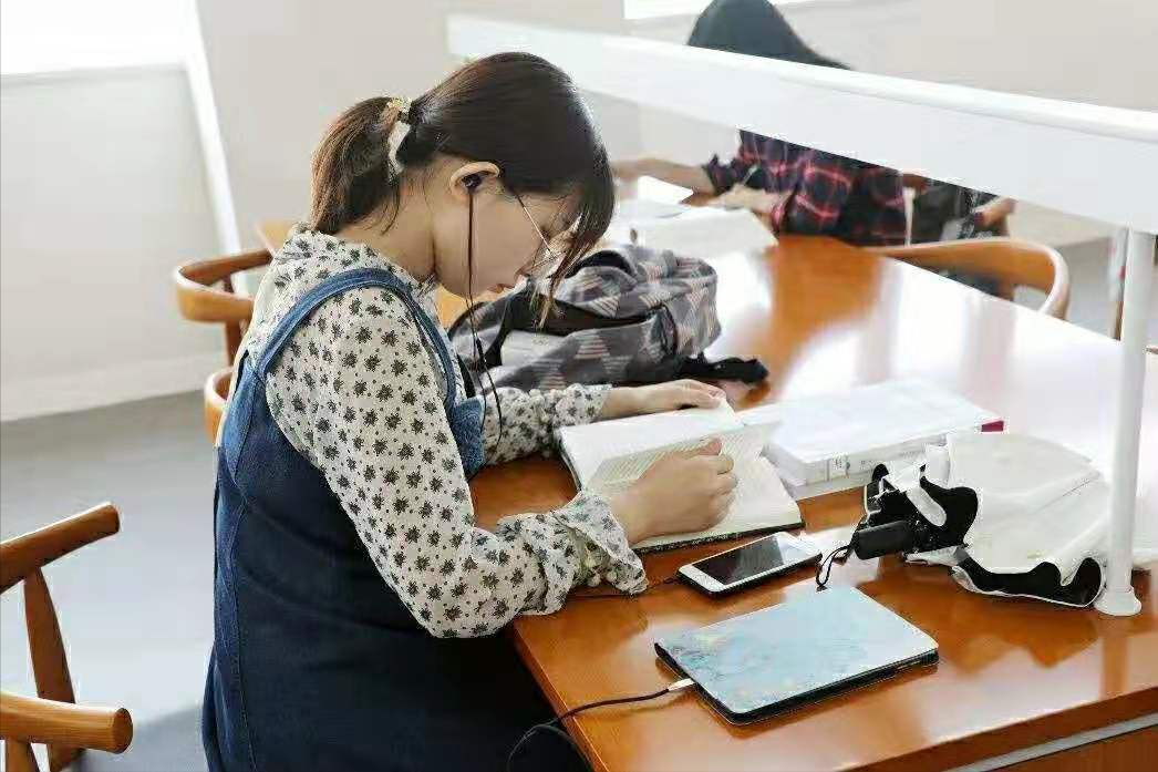 考研|国考“仅限本科”岗位增加，为考研耽误恋爱结婚，是否还有必要？