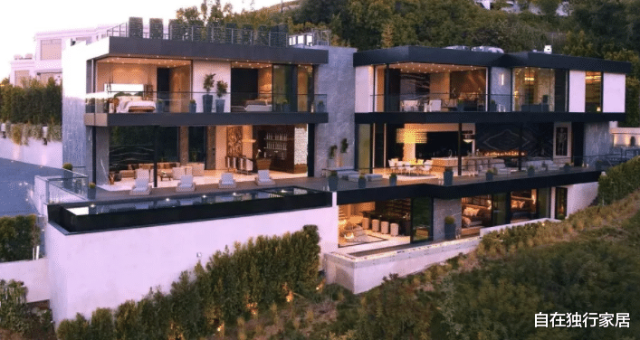 福原爱|参观王思聪的2亿豪宅，门口停的豪车，普通人一辈子都买不起