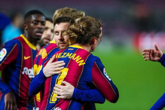 梅西|650-450!梅西里程碑足坛历史唯一,C罗差200球注定无法超越!